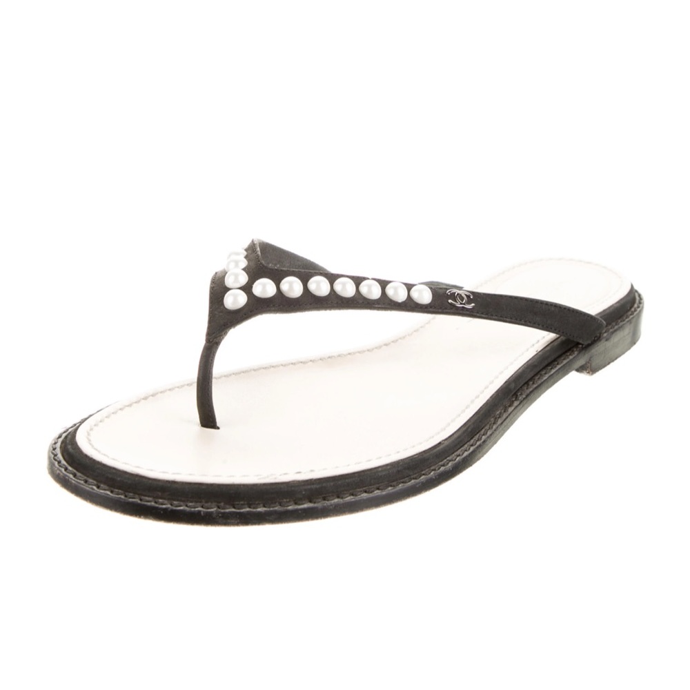 Authentic Chanel sandals or flip flops 41C